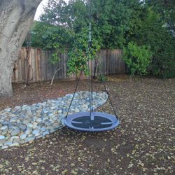 Tree Swing Great Condition