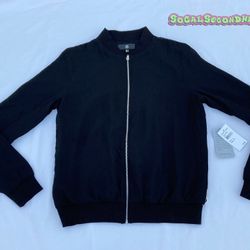 Nordstrom Missguided Womens Bomber Jacket size 4 100% polyester. Color is black , thin comfortable fabric.24” length 19” pit to pit 19” sleeve.NWT $13