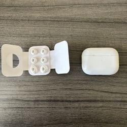 AirPod pro 2nd Gen (Lightning Cable Type)