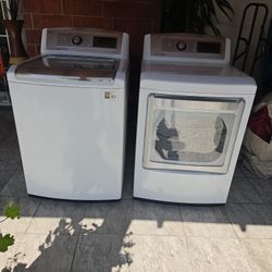 Pair Of Lg Washer And Gas Dryer LargeWhite 
