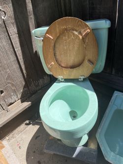 1950 Mint Green Sink & Toilet