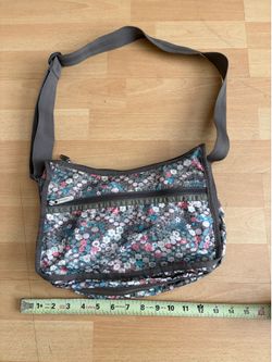 LE SPORTSAC FLORAL HOBO BAG
