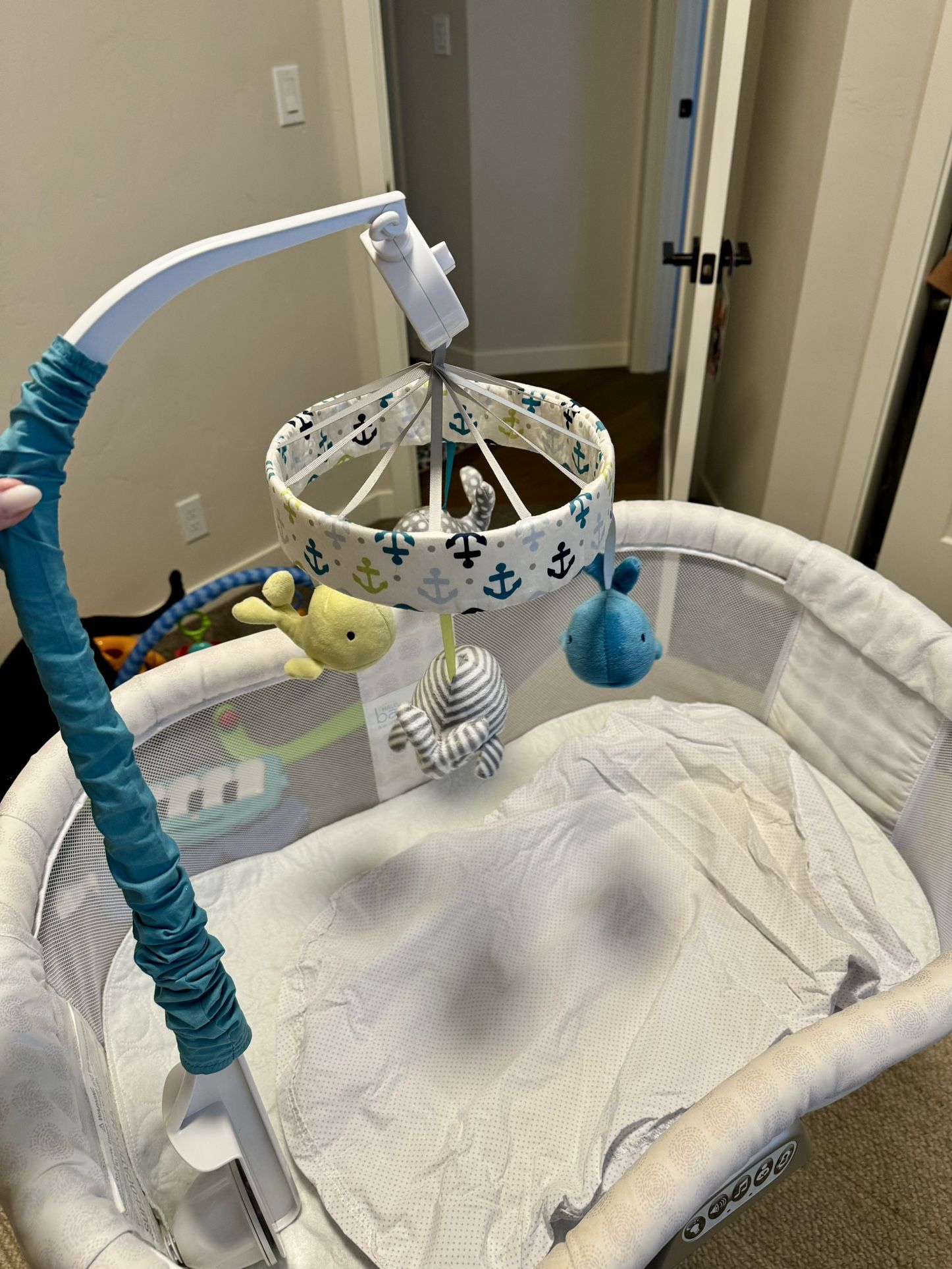 Halo Bassinet Swivel Sleeper