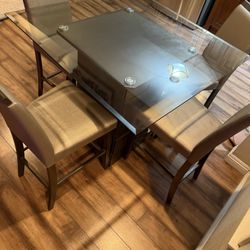 Dinning Room Table 
