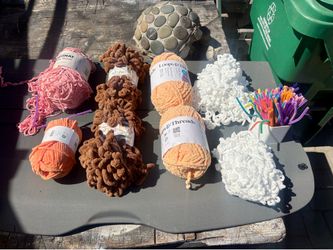 CRAFTER’S YARN LOT – HUGE BUNDLE – ONLY $20 FOR EVERYTHING!