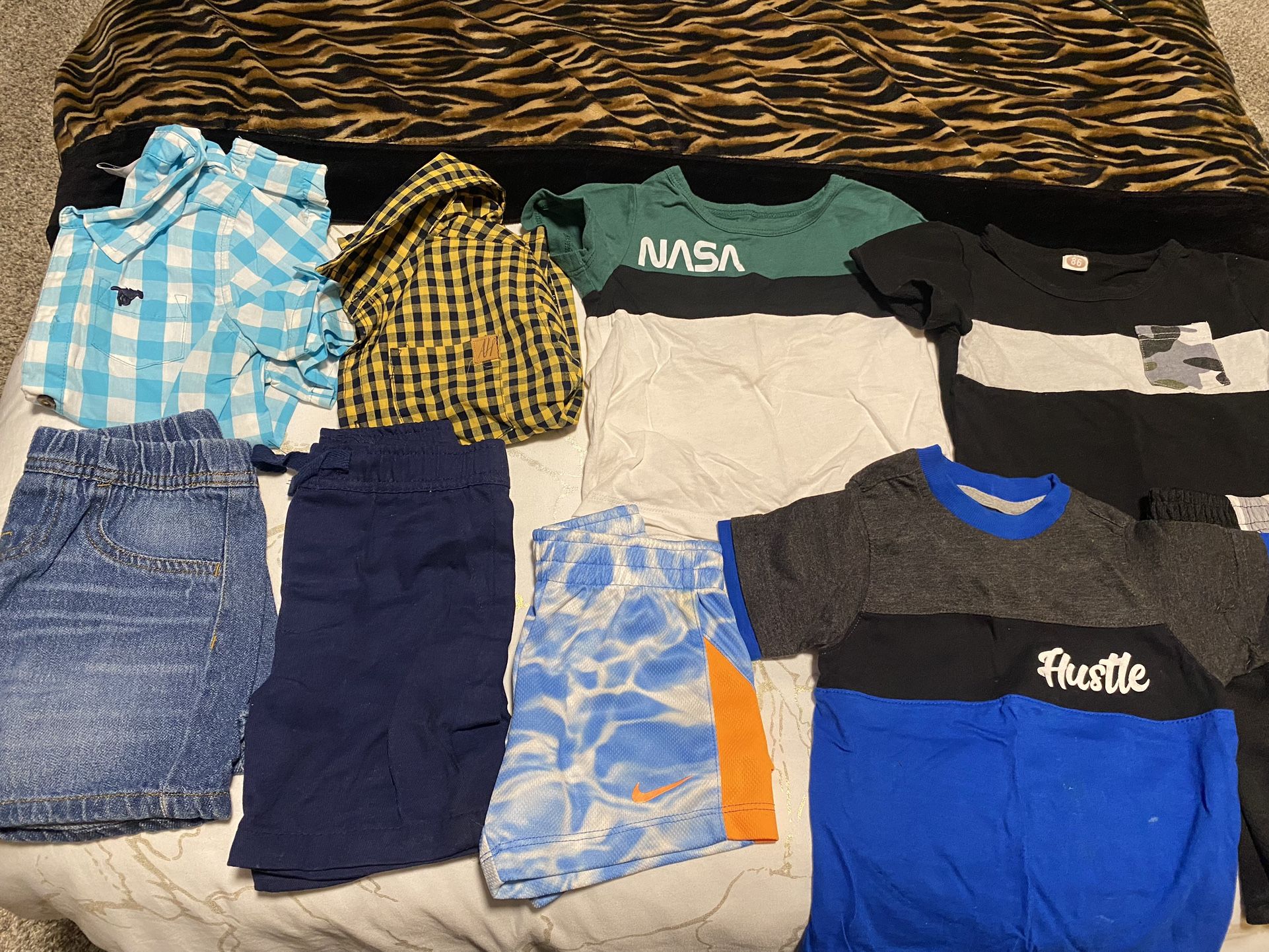 BOYS SUMMER CLOTHING LOT