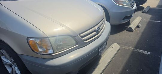 2003 Toyota Sienna