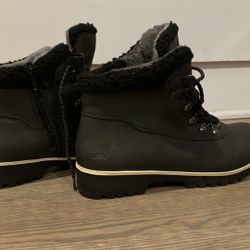 *BRAND NEW* Jambu Women’s Blue Creek Water Resistant Snow Boots (Size: 9)