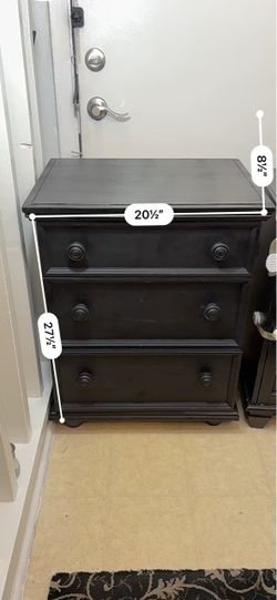 Black 3-Drawer Dresser Nightstand