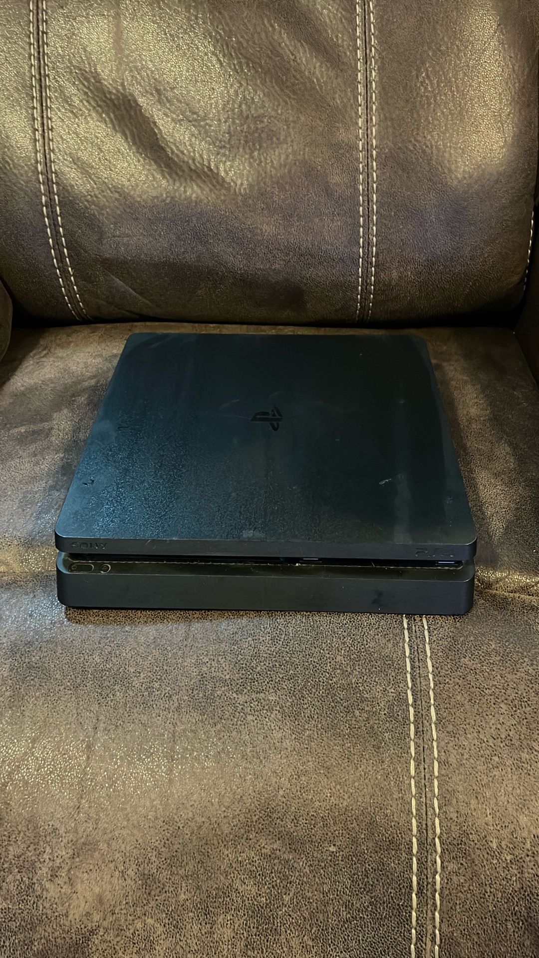 Play Station 4
