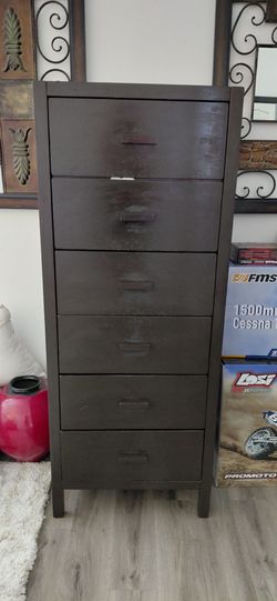 Highboy Dresser & Two Nightstands