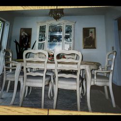 Beautiful Dining set & China 2 pics. Pick up in La Jolla.