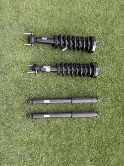 2023 Ford F150 4x4 Platinum suspension