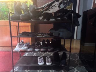 14 pairs of used women’s shoes