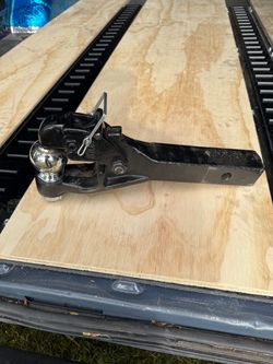 2-15/16” Ball Pintle Hitch 8 Ton