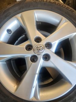 2014 Toyota Corolla rims and tire
