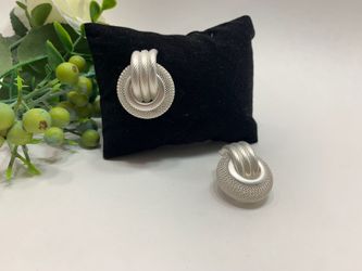 Multi Layer Metal Round Hoop Earrings, White/Silver