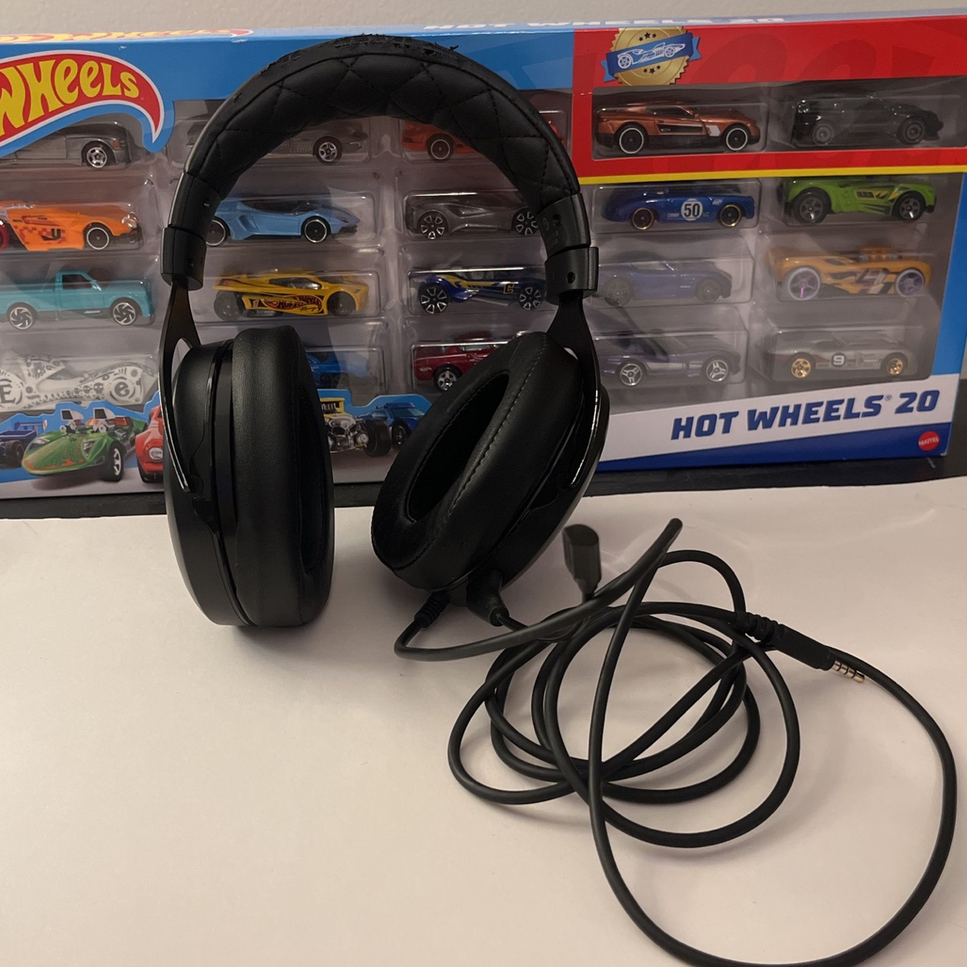 Corsair HS50 Gaming Headset For Work, Home, and Everyday use