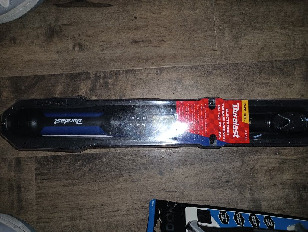 Duralast Electronic Torque Wrench
