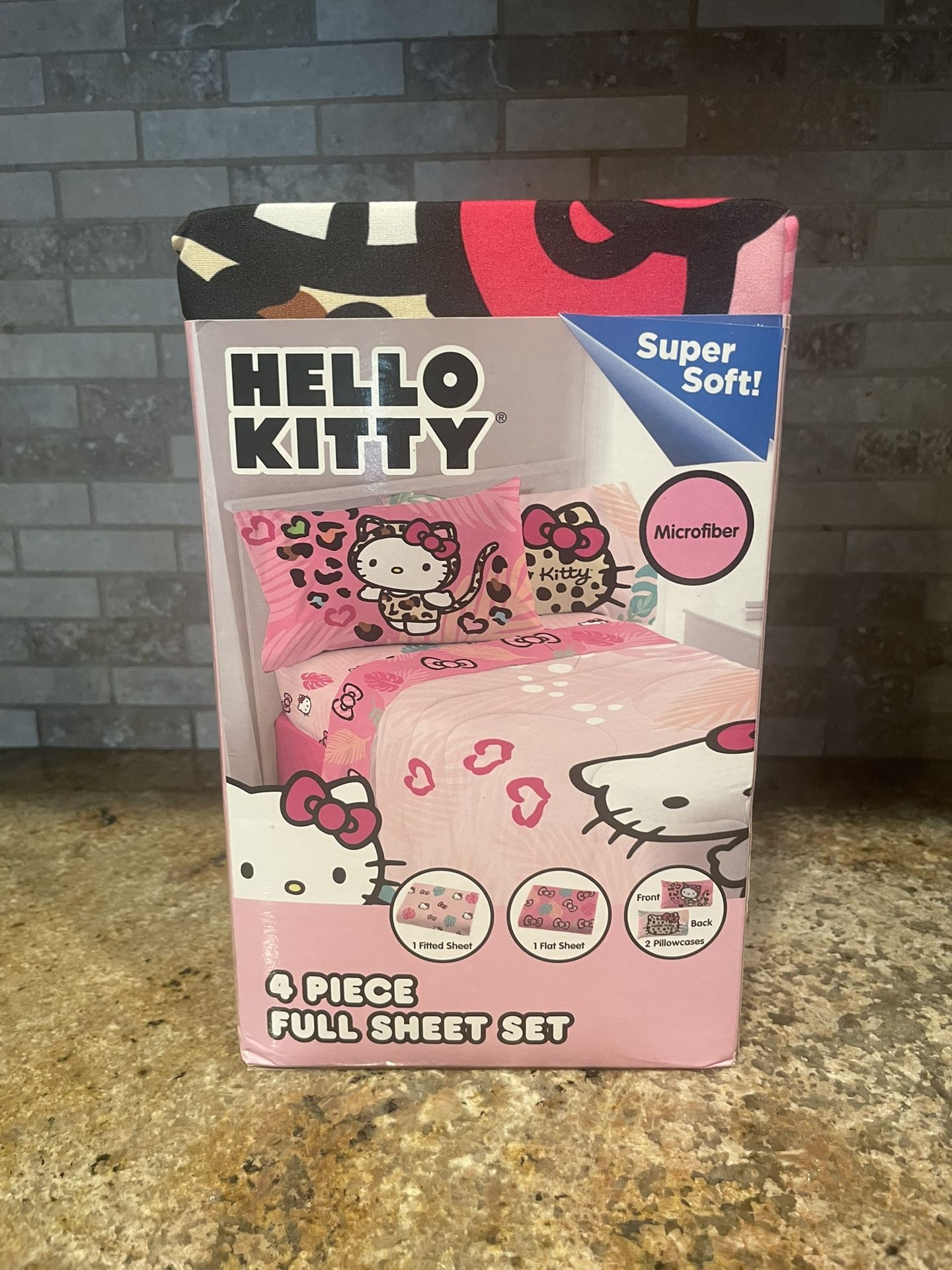 NIB Hello Kitty Wild Jungle 4 Piece Full Sheet Set Soft Microfiber