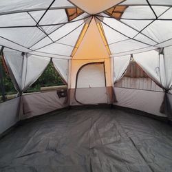 CAMPING TENT