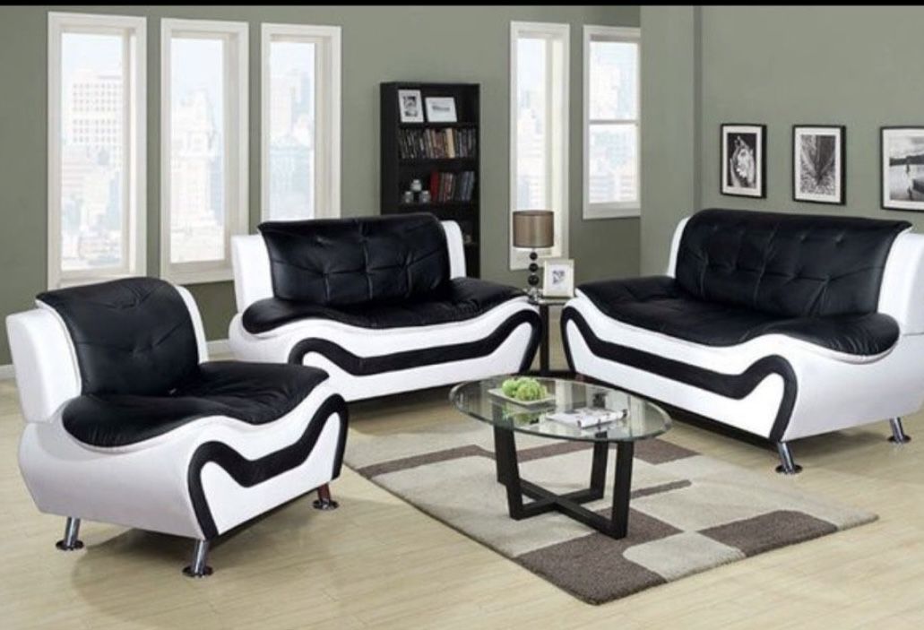 Black And White Leather Three Piece Couch Set 