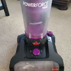 Bissell PowerForce Helix Excellent Condition