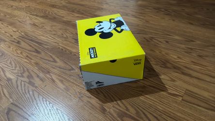 Adidas x Disney