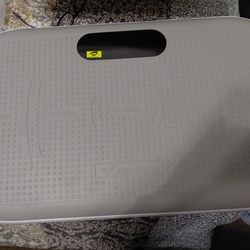 New Merach 2440 Vibration plate $125 obo