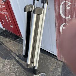 land Rover Roof Racks For Skis And Baggage