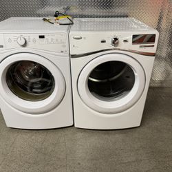 WHIRLPOOL WASHER AND GAS DRYER SET