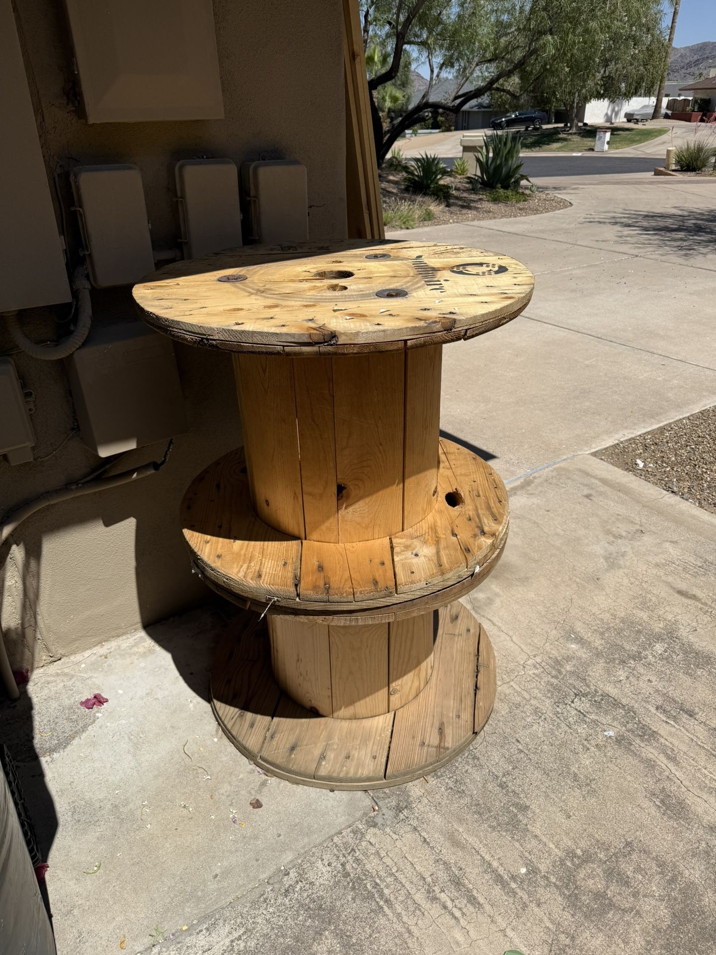 Decorative Spools X2