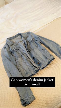 Women’s denim jacket