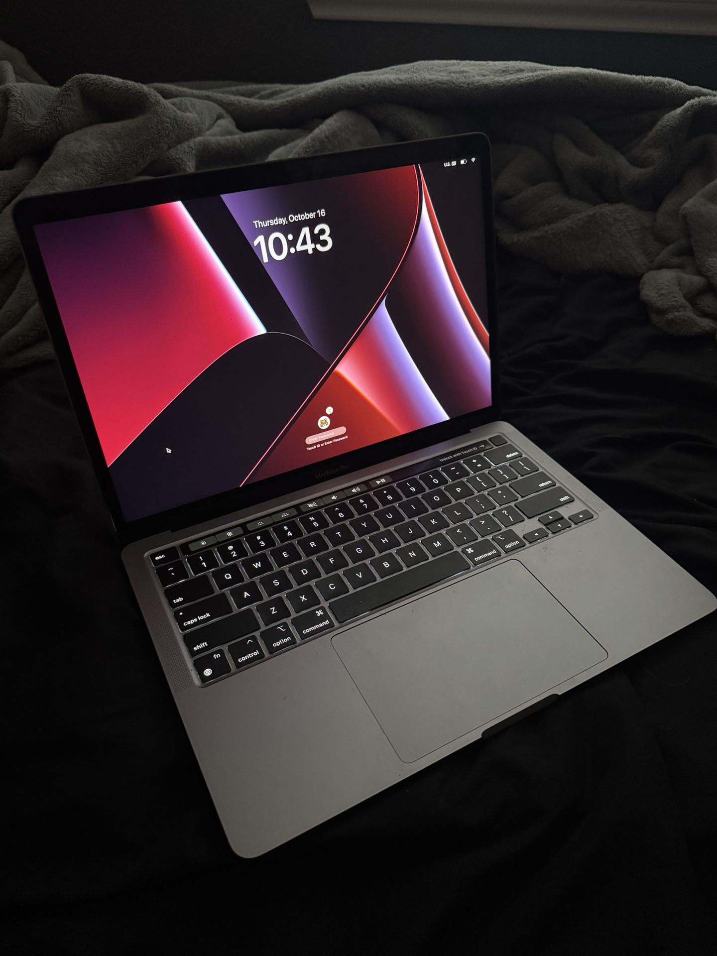 ( Offer )MacBook Pro M2 (2022) – 8GB RAM / 256GB SSD – Excellent Condition