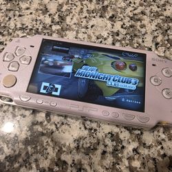 Playstation Psp 2000 Lavendar Mod--ded Video Game Console 