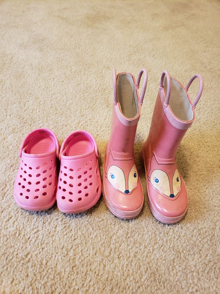 Toddler Size 7/8 rain boots and water shoes