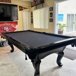 Pool Table ( Free Delivery & Set Up & New Color Felt Of Your Choice