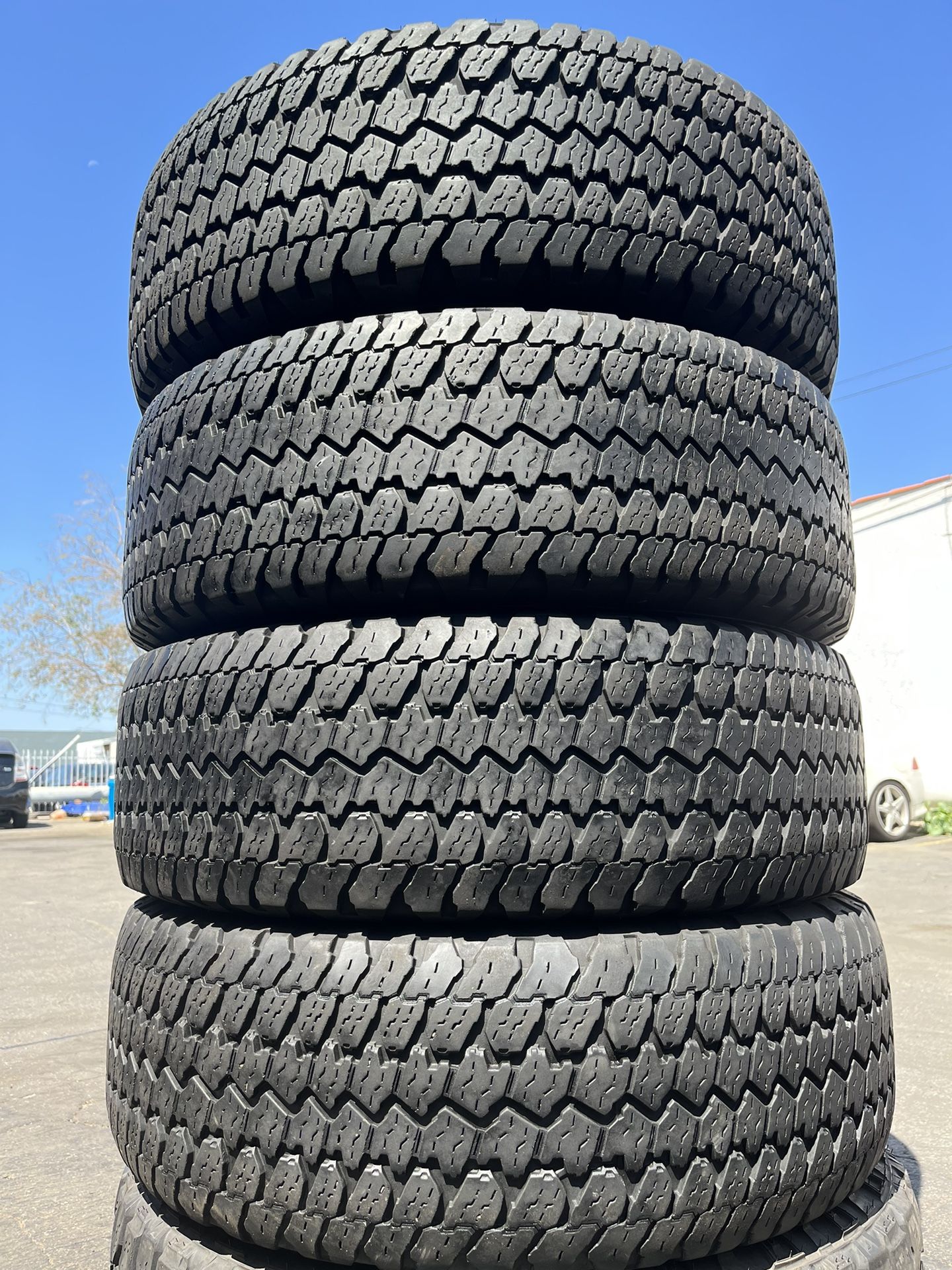 4 GOODYEAR TIRES 265/70/17 FREE MOUNT AND BALANCE for Sale in Garden