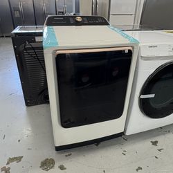 Samsung 7.4 cu. ft. Vented Smart Gas Dryer in Ivory with Steam Sanitize+