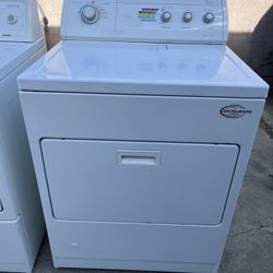 Whirlpool Super Capacity Gas Dryer