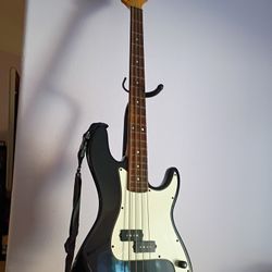 HOHNER HP BASS 4 STRING GUITAR MADE In South Korea  Rosewood 