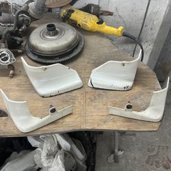 04-08 NISSAN MAXIMA ROCK GAURDS(MUDFLAPS)