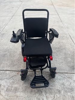Miracle Mobility Folding Electric Power Wheelchair – Like New $1,150 OBO