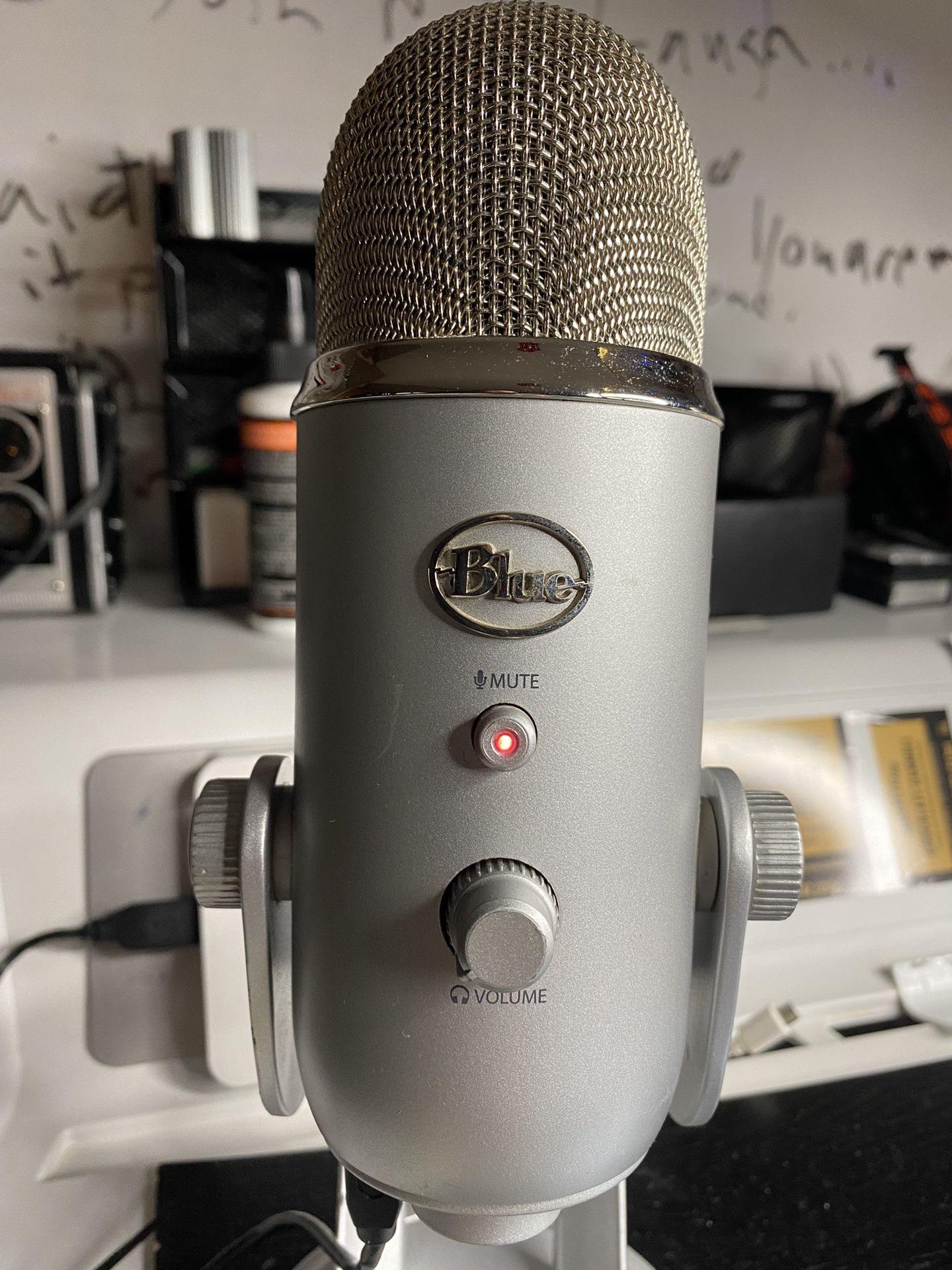 Bundle Of Blue Yeti Condenser Microphone 