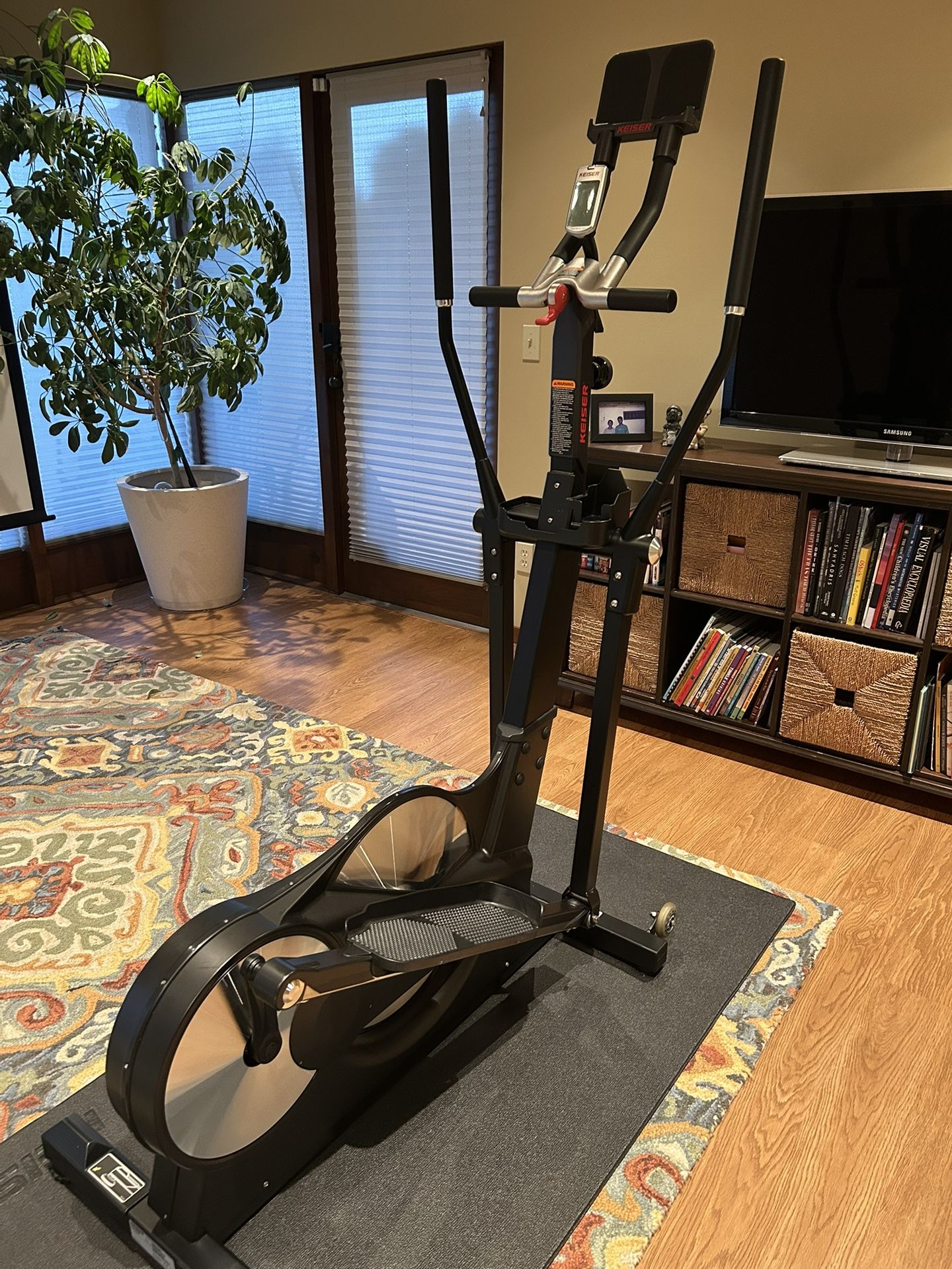 Keiser M5i Elliptical