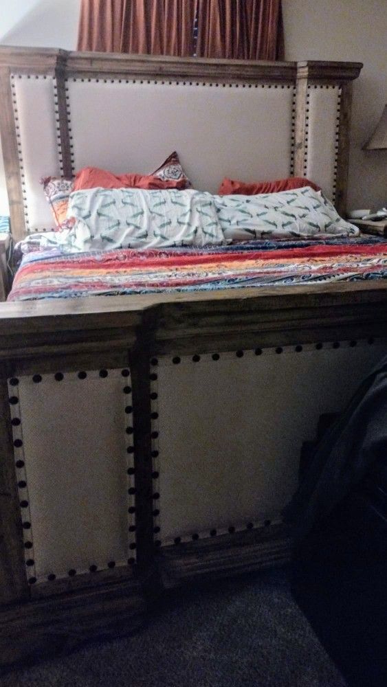King Bedroom Set w/Adjustable Massage Base