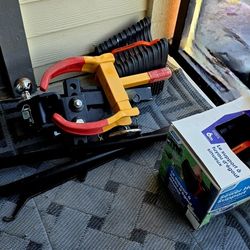 CURT 10,000 lb. Capacity TruTrack 2P Weight Distribution Hitch with 2x Sway Control