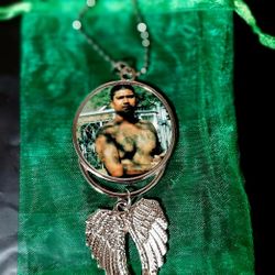 Be Loved Angel Wings Pendant 