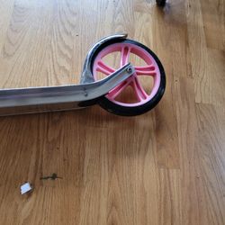 RAZOR • Red A5 Lux Kick Scooter with Extra Large Wheels