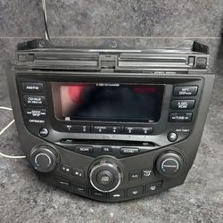 03 -07 Honda Accord Radio 